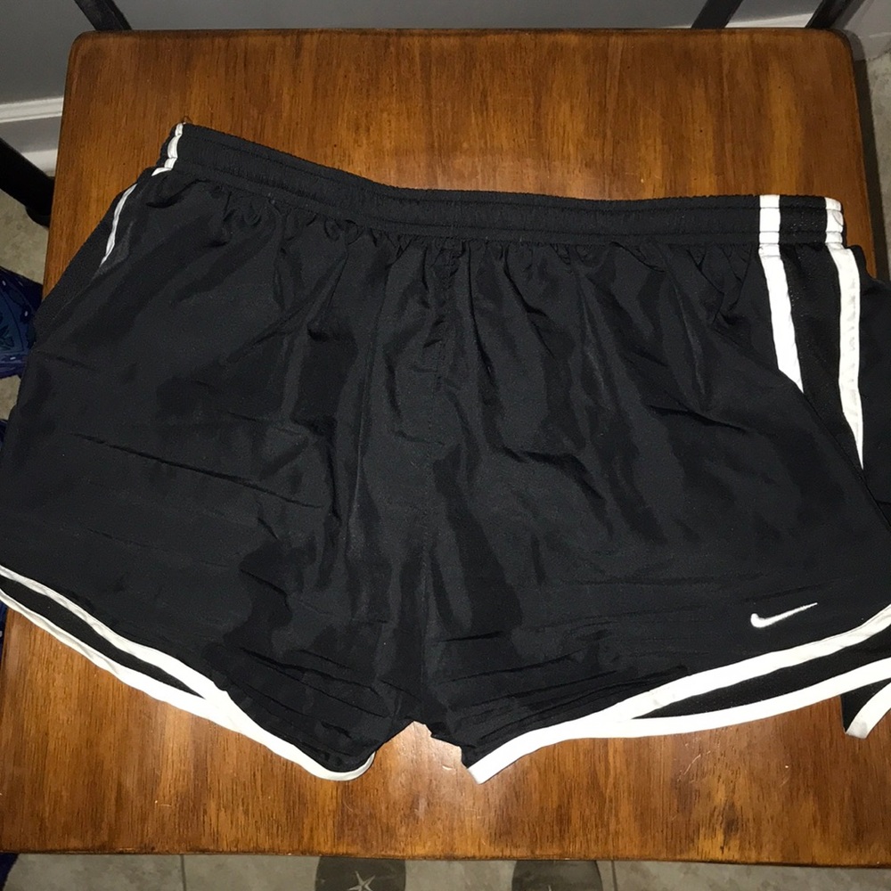 Black Nike shorts